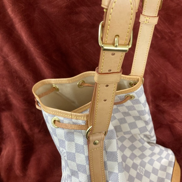 $2️⃣0️⃣0️⃣0️⃣ Louis Vuitton Damier Azur Noe - Picture 4 of 6